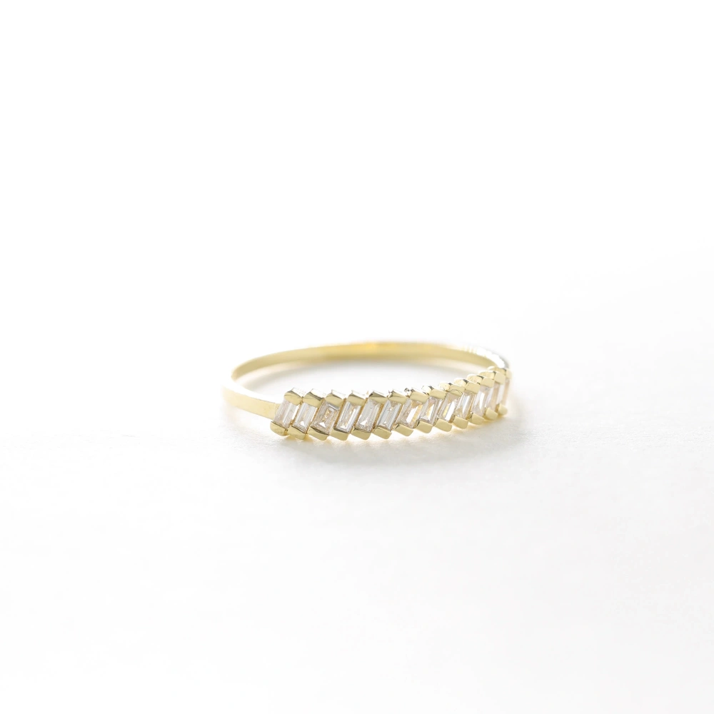 0.17 CT Yarımtur Baget Pırlanta Yüzük