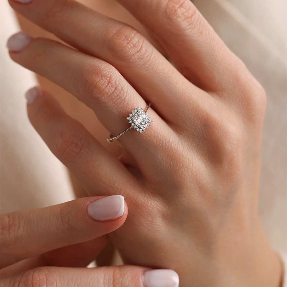 0.20 CT Pırlanta Baget Yüzük