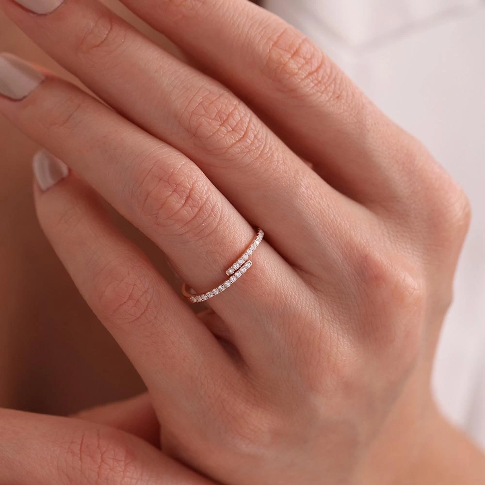 0.20 CT Sarmaşık Pırlanta Yüzük