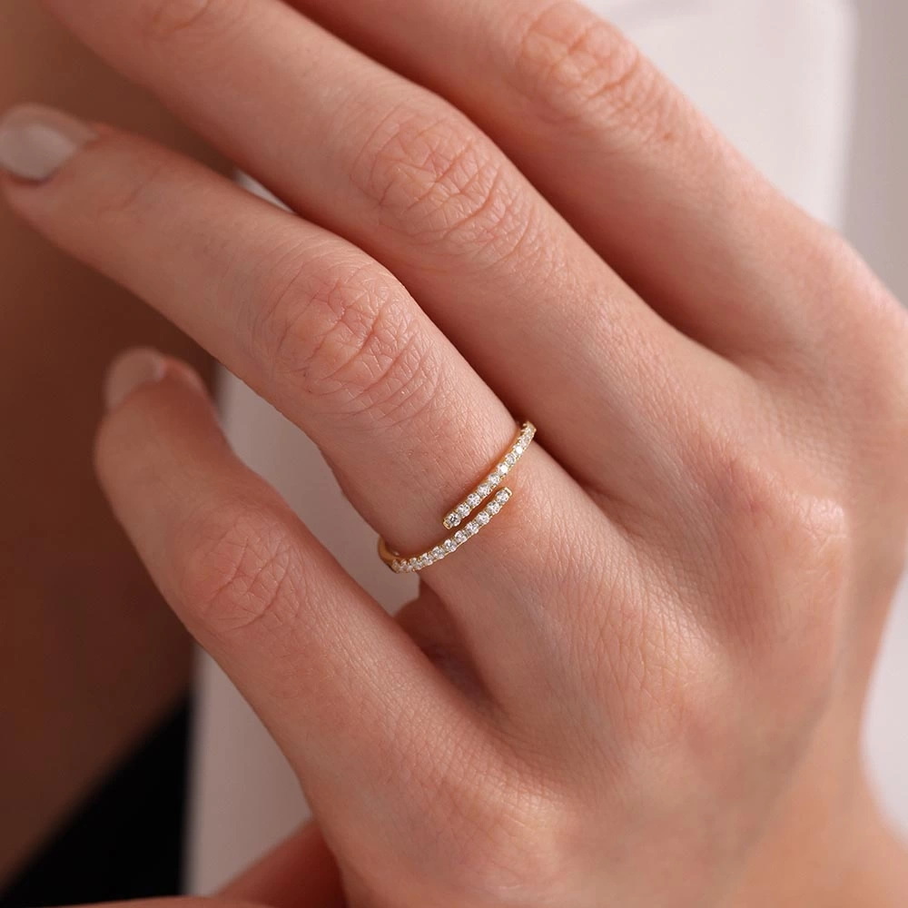 0.20 CT Sarmaşık Pırlanta Yüzük