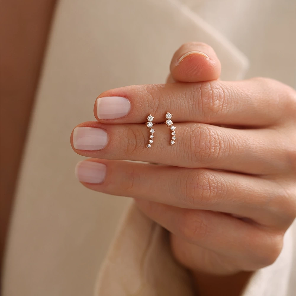 0.20 CT Tasarım Pırlanta Küpe