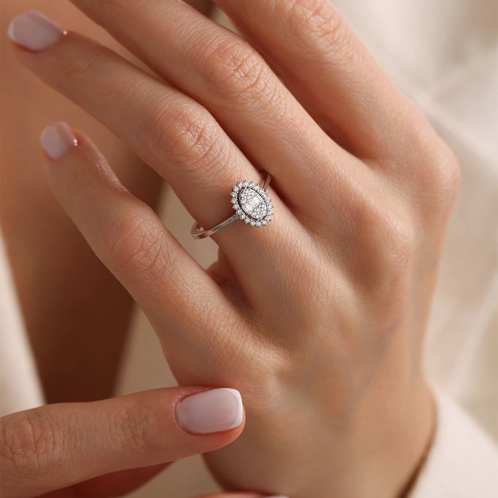 0.25 CT Baget Pırlanta Yüzük