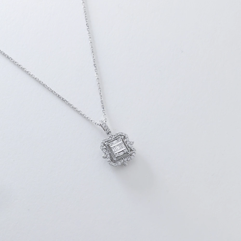 0.25 CT Pırlanta Baget Kolye
