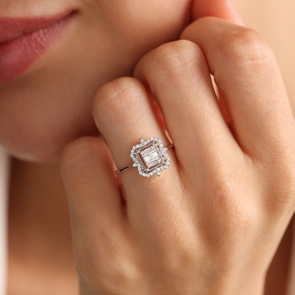 0.25 CT Pırlanta Baget Yüzük