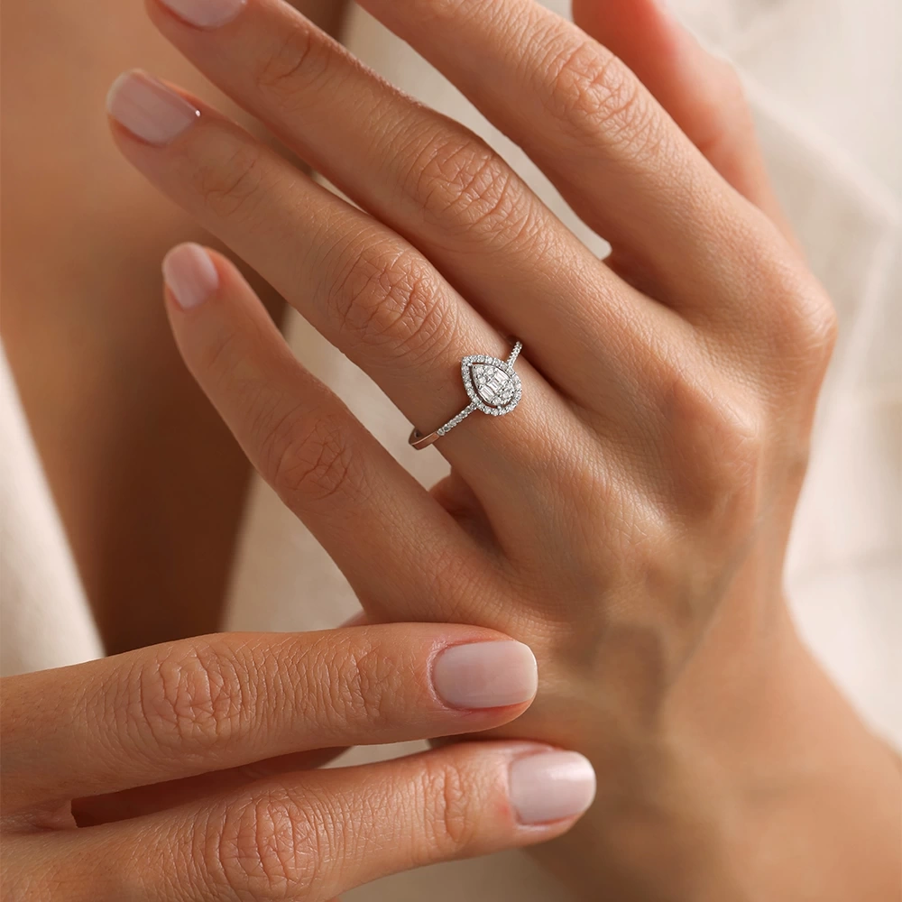 0.25 CT Pırlanta Baget Yüzük