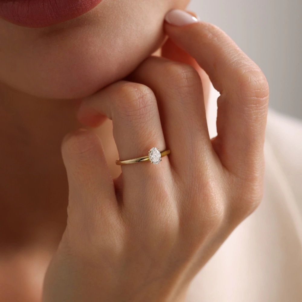 0.30 CT Oval Pırlanta Yüzük