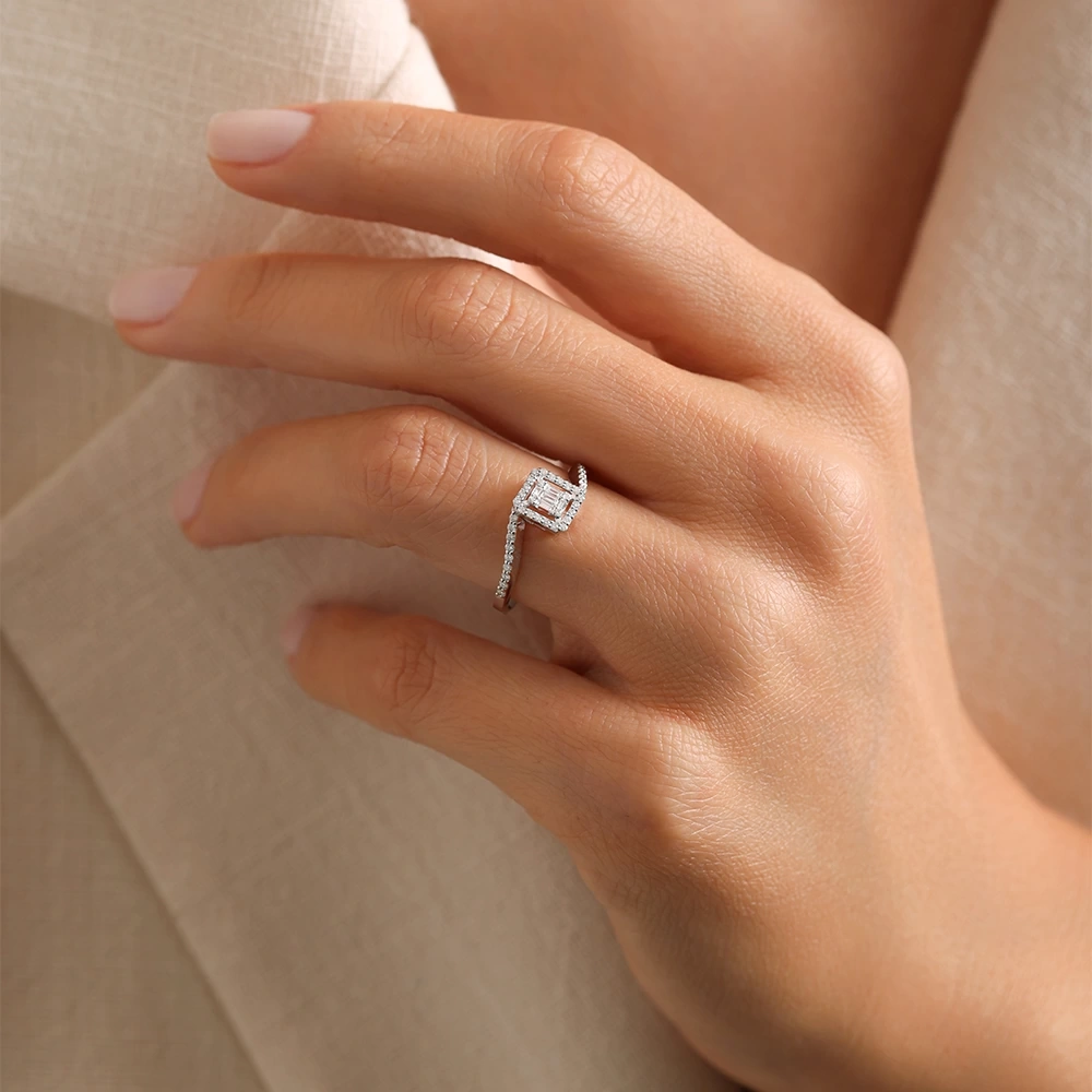 0.25 CT Pırlanta Baget Yüzük