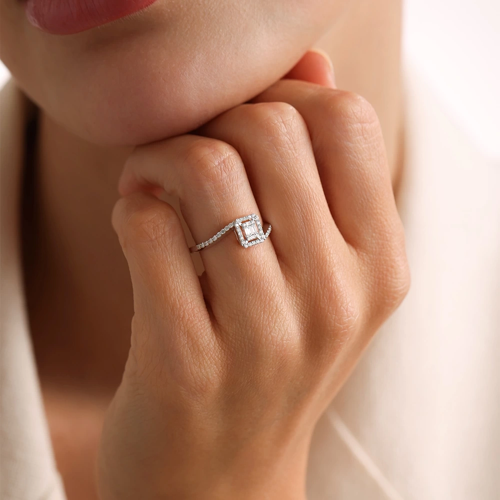 0.25 CT Pırlanta Baget Yüzük