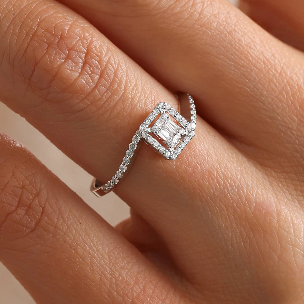 0.25 CT Pırlanta Baget Yüzük