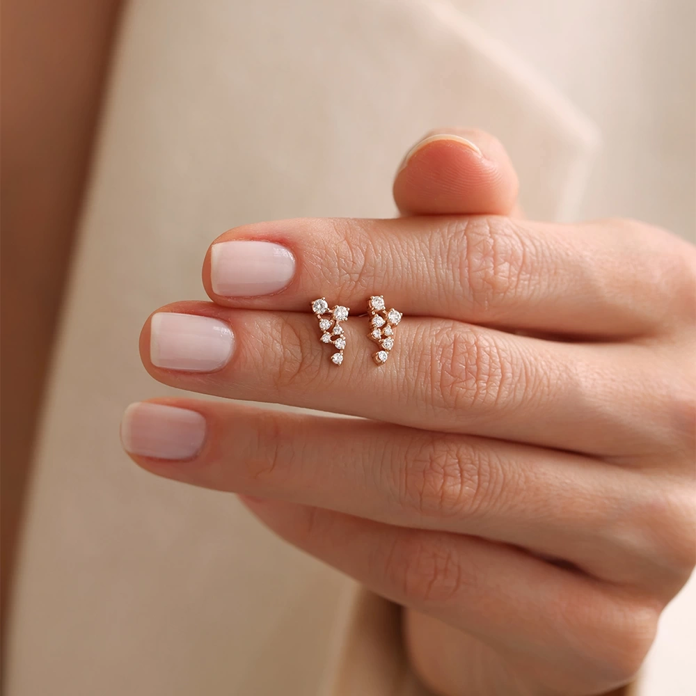 0.30 CT Tasarım Pırlanta Küpe