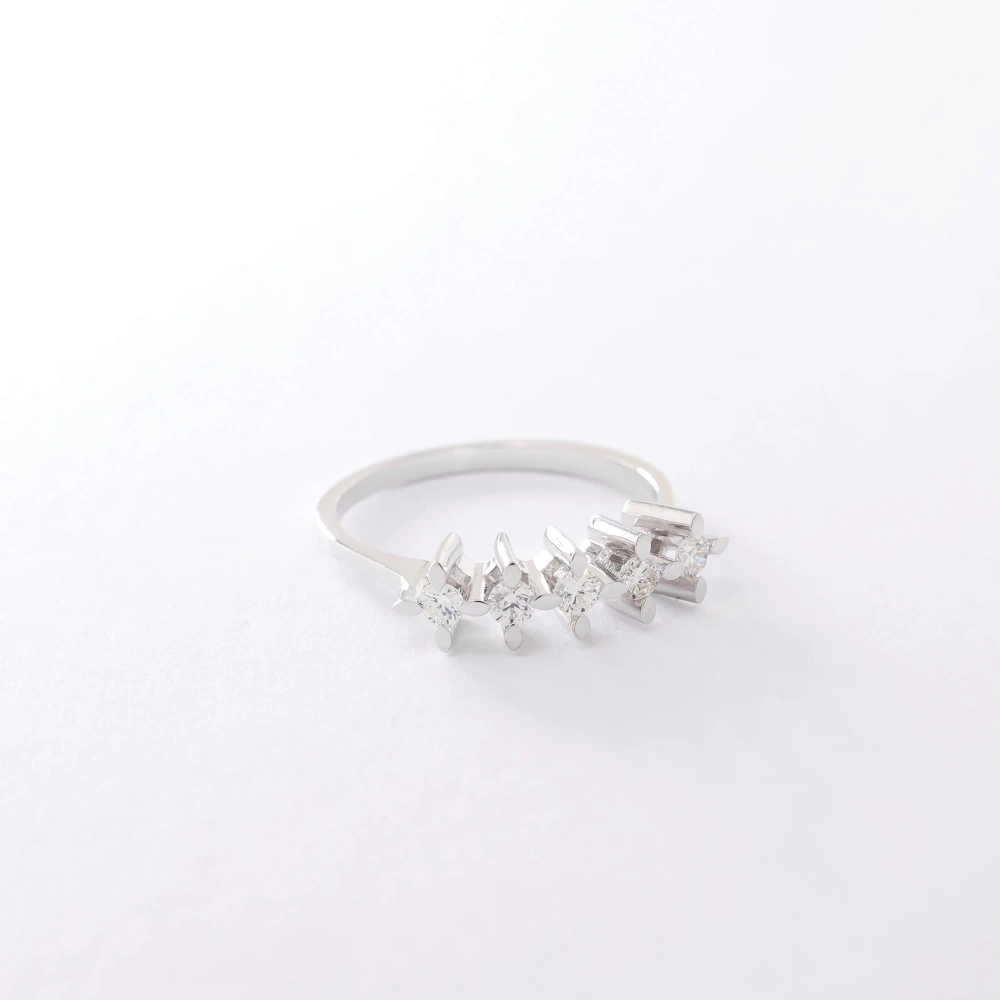 0.35 CT Badem Tırnak Pırlanta Beştaş