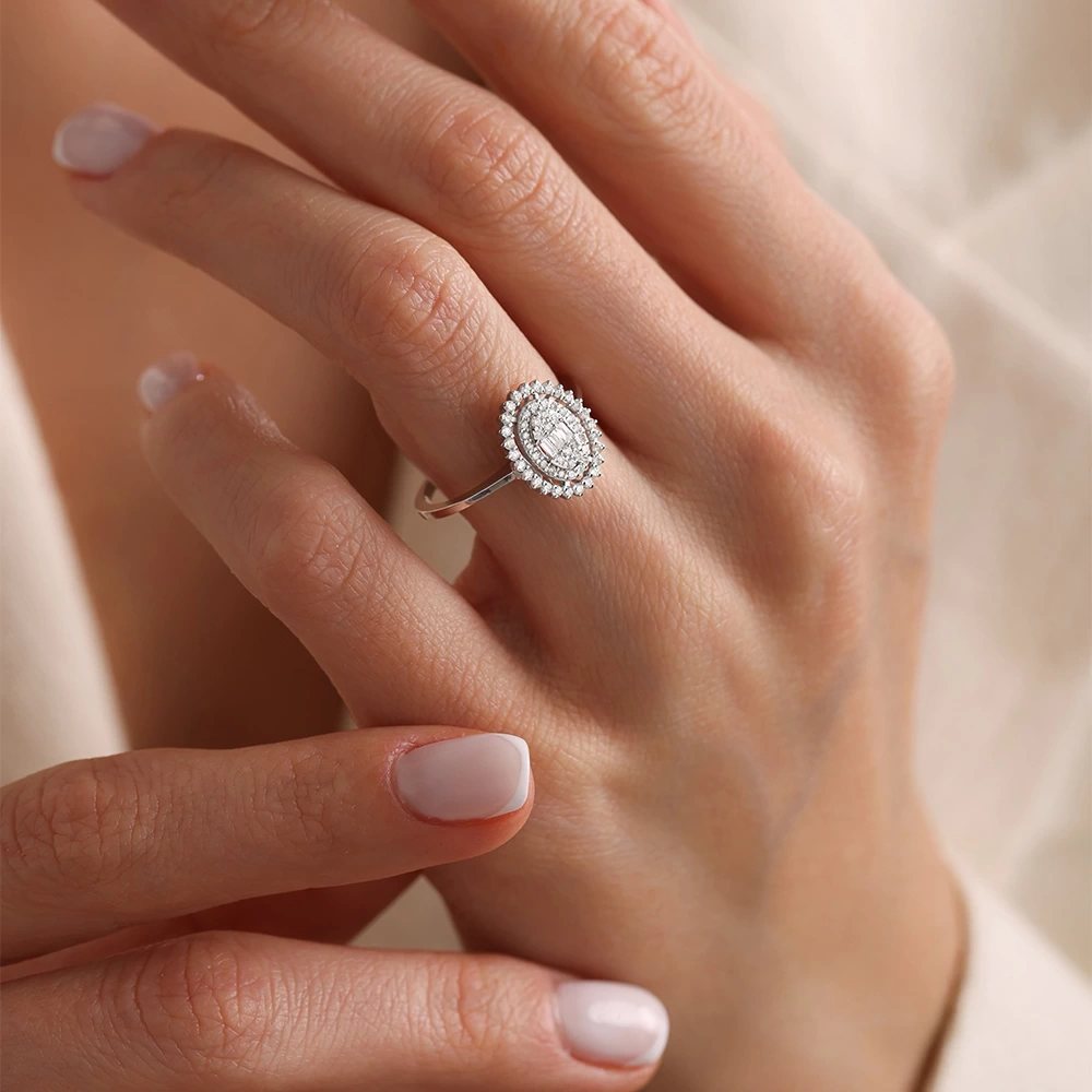 0.40 CT Baget Pırlanta Yüzük