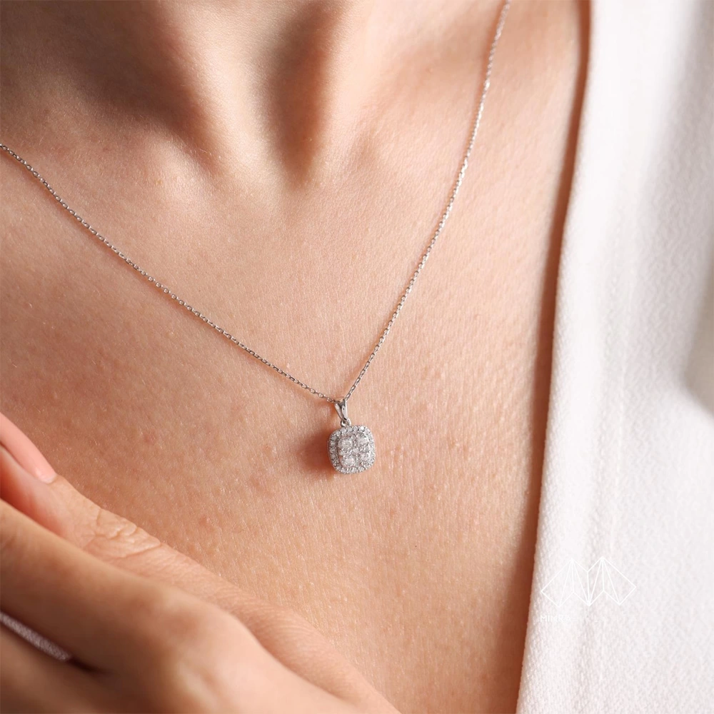 0.40 CT Coronet Pırlanta Kolye