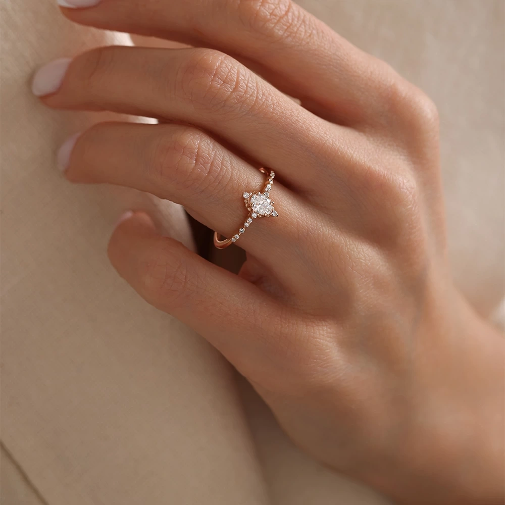 0.40 CT Oval Pırlanta Yüzük