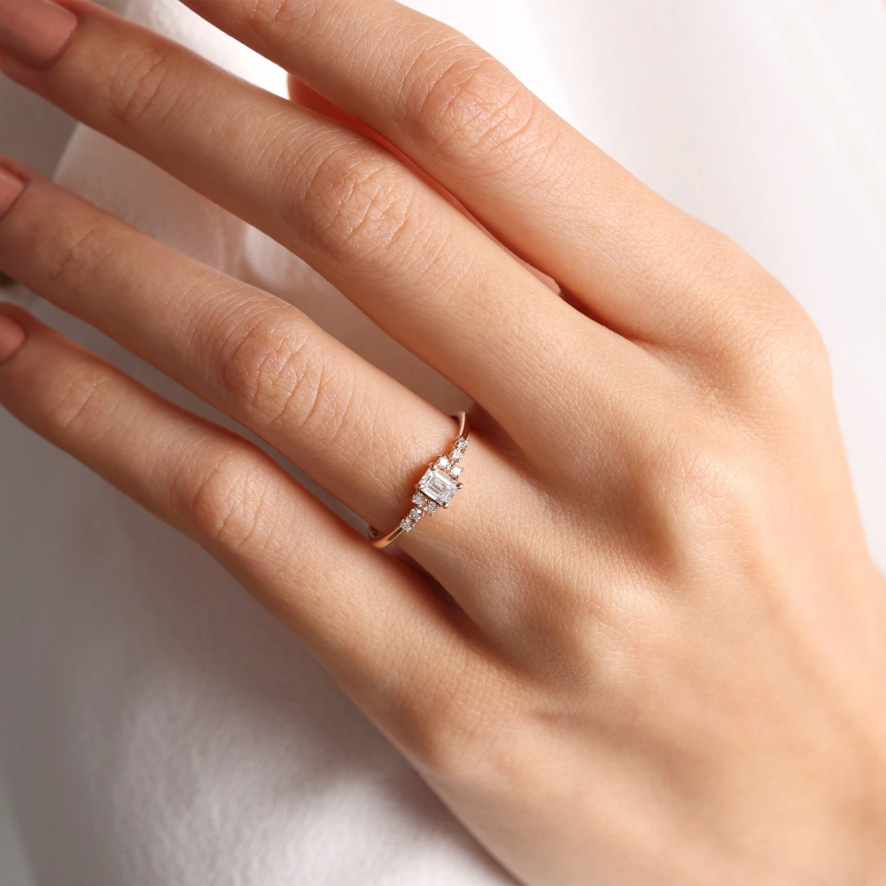 0.40 CT Rose Emerald Tasarım Tektaş Pırlanta Yüzük