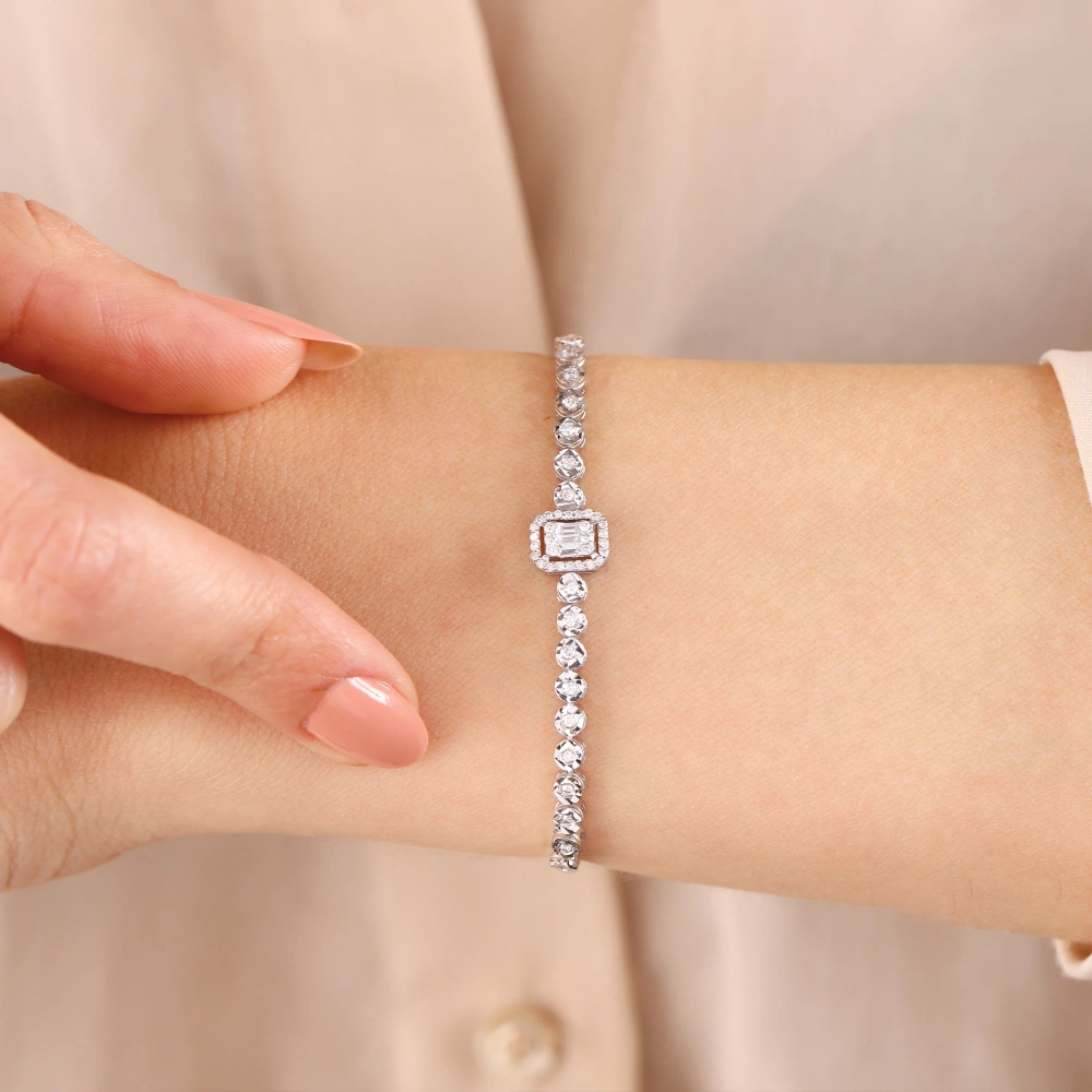 0.40 CT Tasarım Baget Pırlanta Bileklik