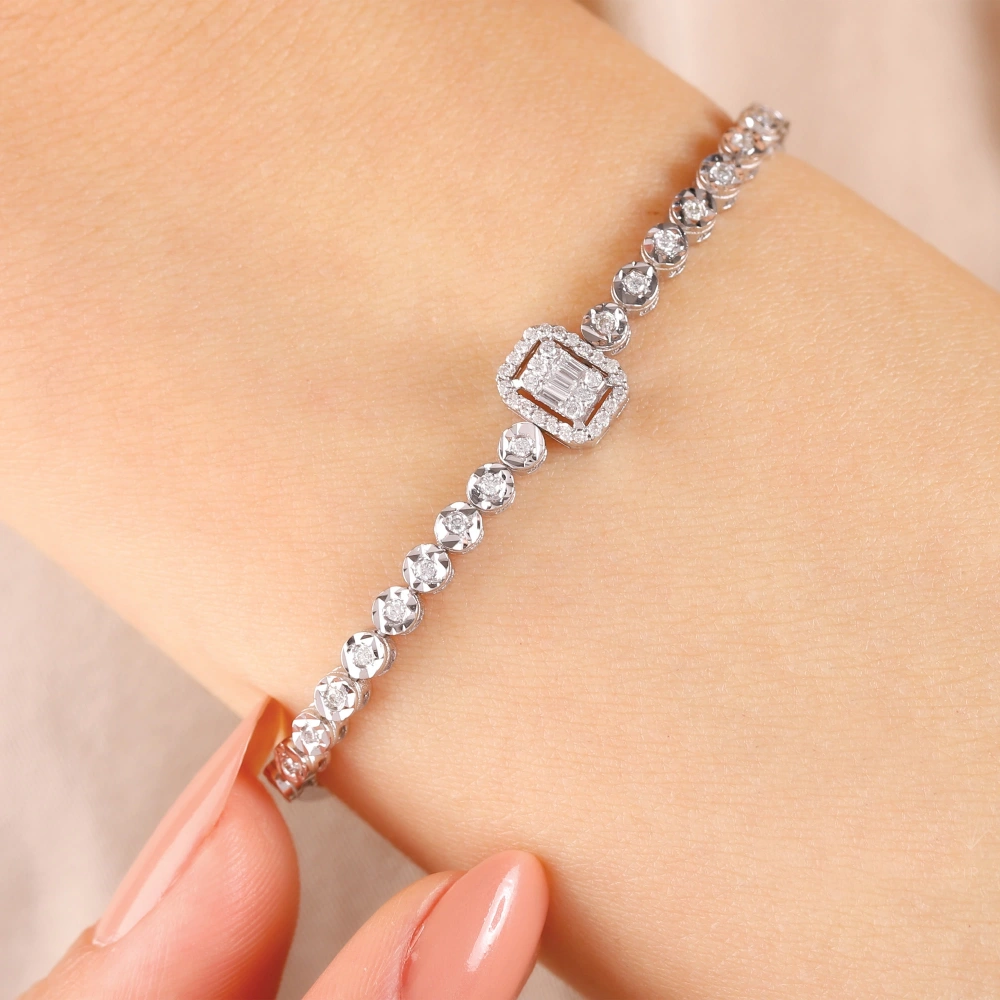 0.40 CT Tasarım Baget Pırlanta Bileklik