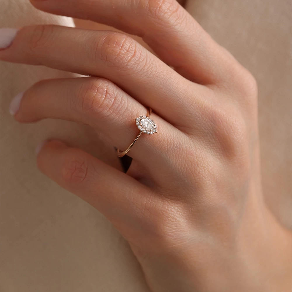 0.40 CT Tasarım Oval Pırlanta Yüzük