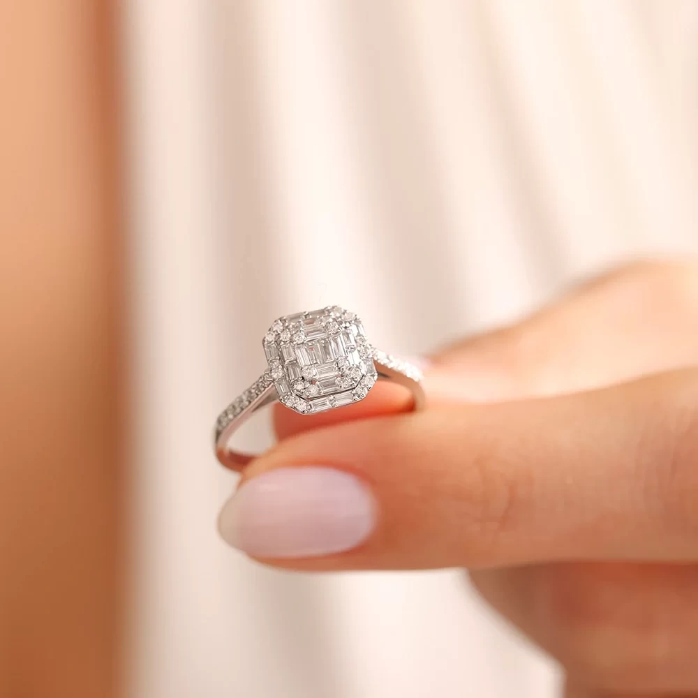 0.50 CT Baget Pırlanta Yüzük