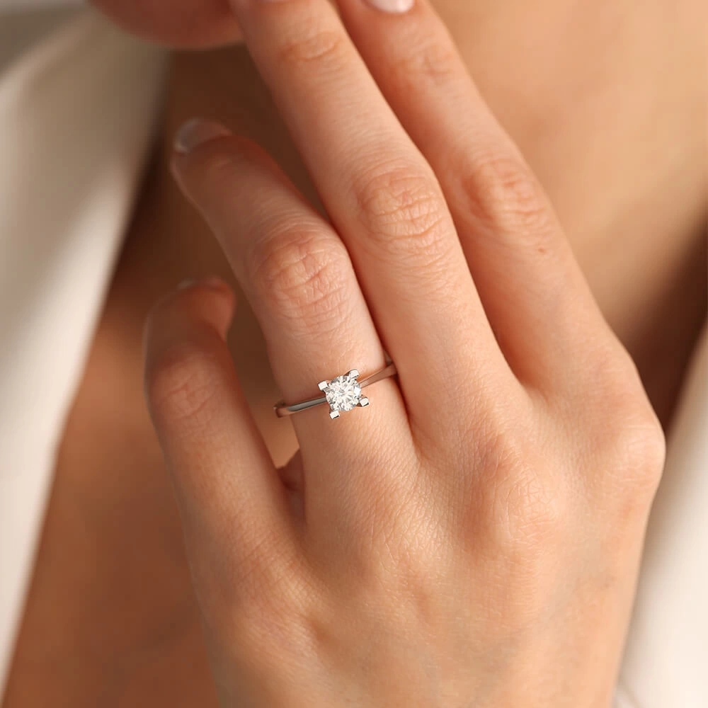 0.70 CT Tektaş Yüzük