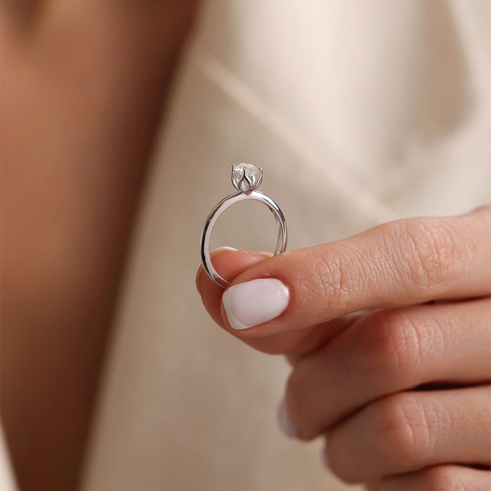 0.50 CT Oval Pırlanta Yüzük