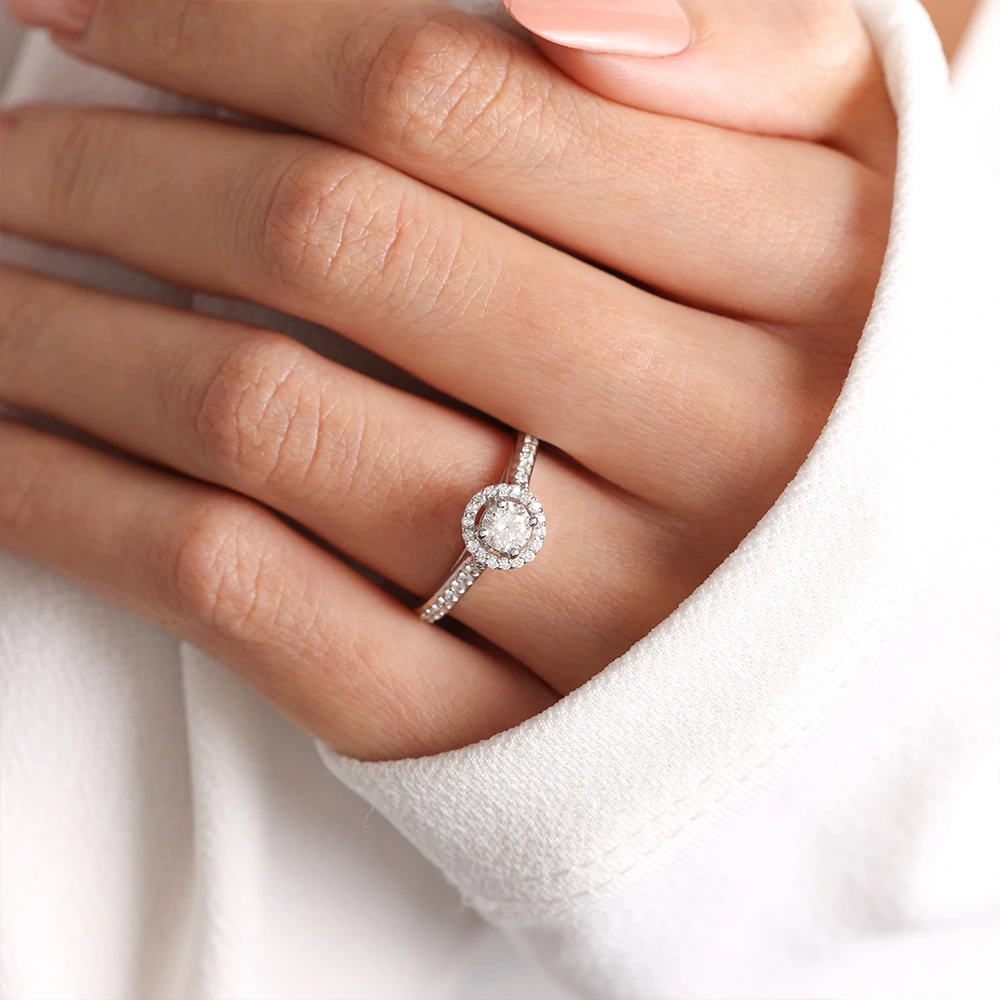 0.50 CT Özel Tasarım Tektaş Pırlanta Yüzük