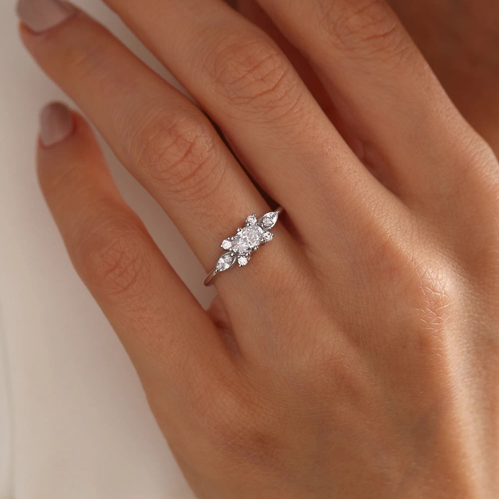 0.60 CT Özel Tasarım Pırlanta Yüzük