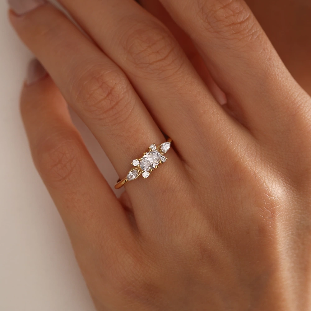 0.60 CT Özel Tasarım Pırlanta Yüzük