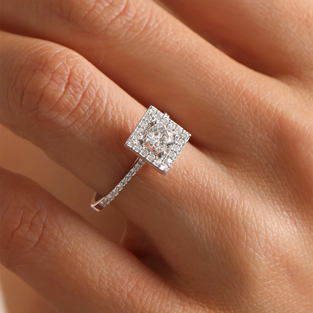 0.60 CT Pırlanta Baget Yüzük