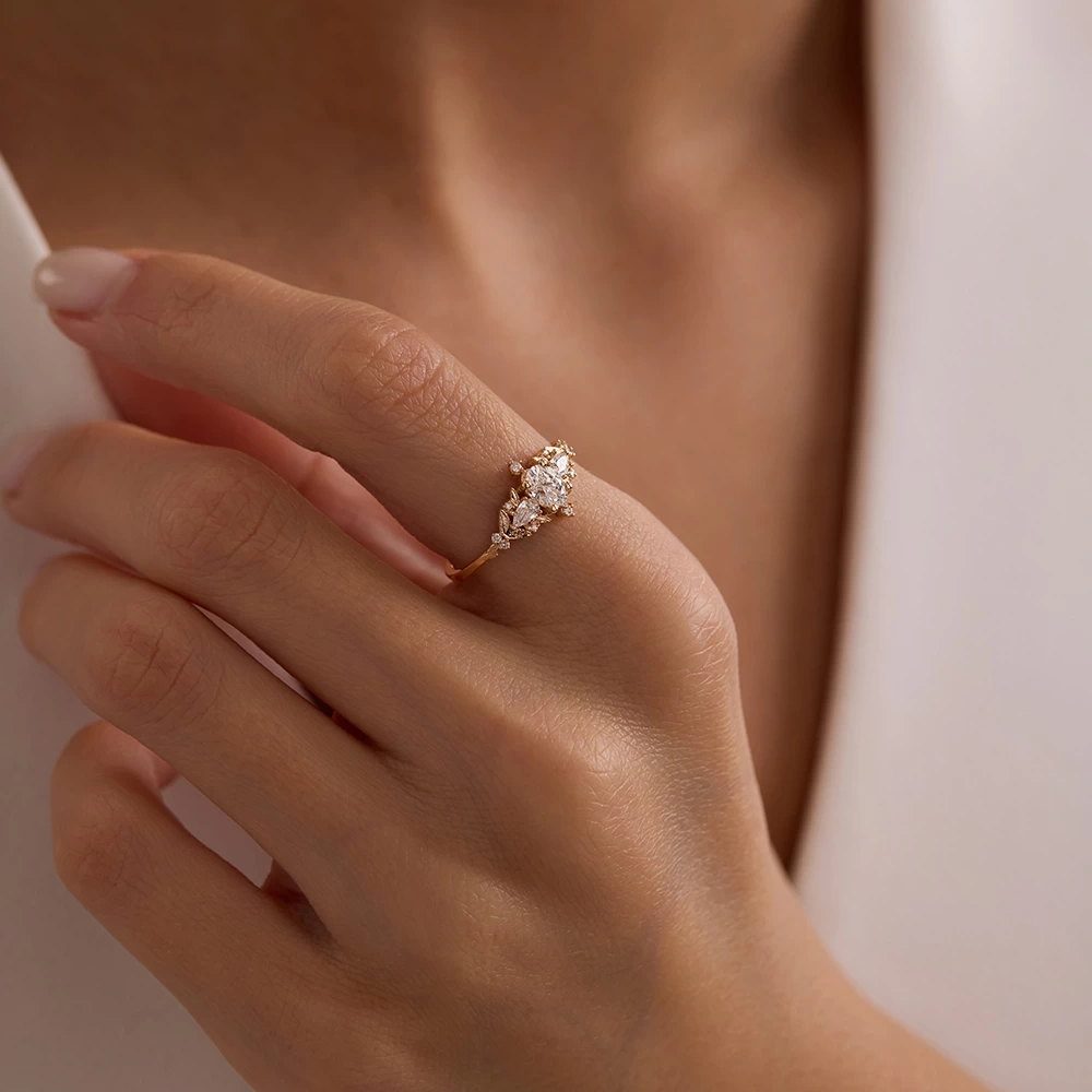 Melia 0.62 CT E / Sı Hrd Sertifikalı Tasarım Pırlanta Yüzük