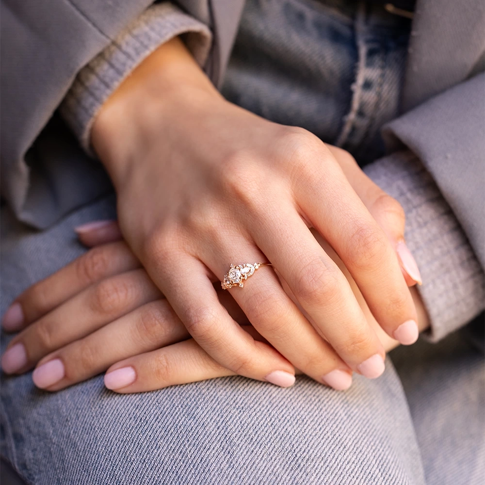 Melia 0.62 CT E / Sı Hrd Sertifikalı Tasarım Pırlanta Yüzük