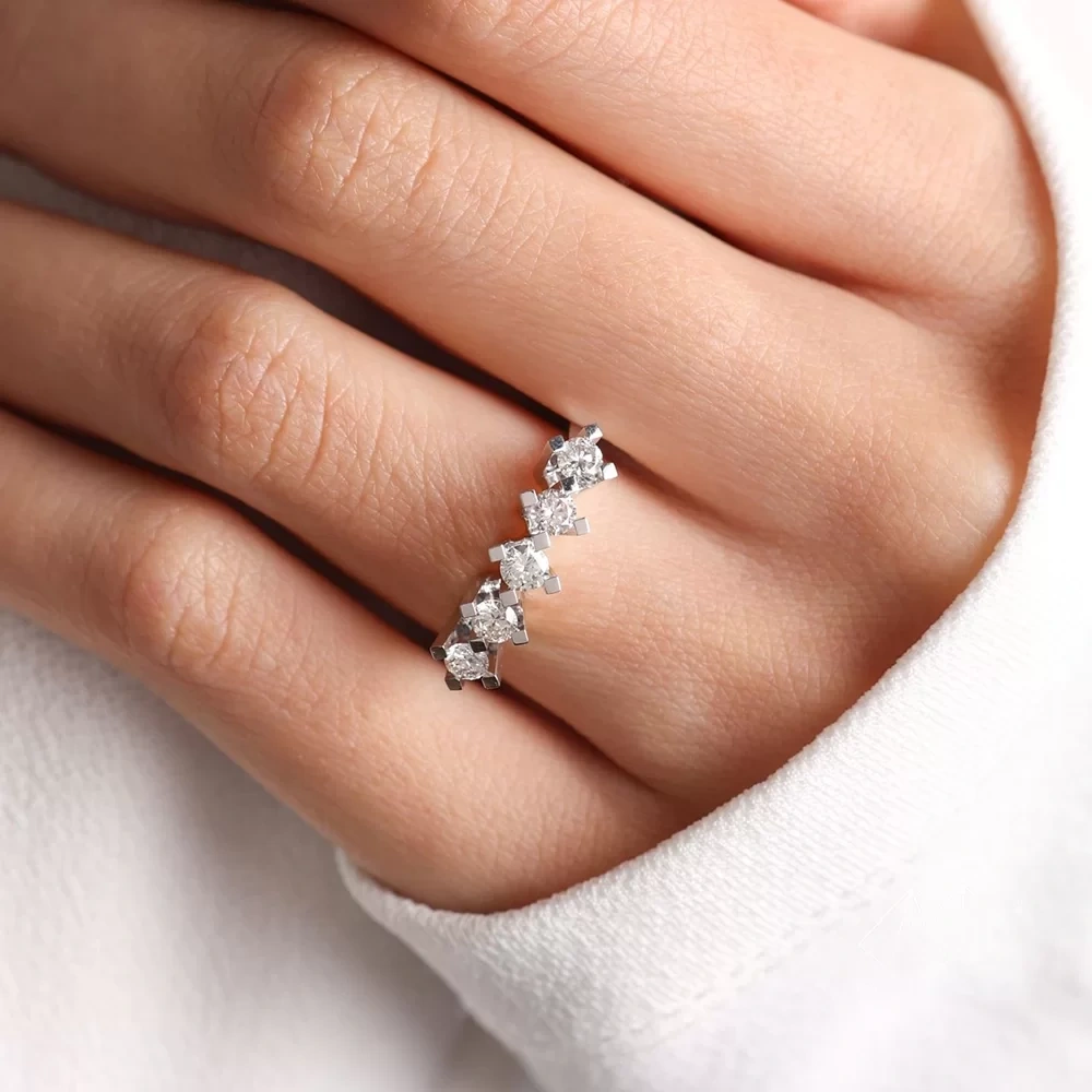 0.62 CT Klasik Pırlanta Beştaş