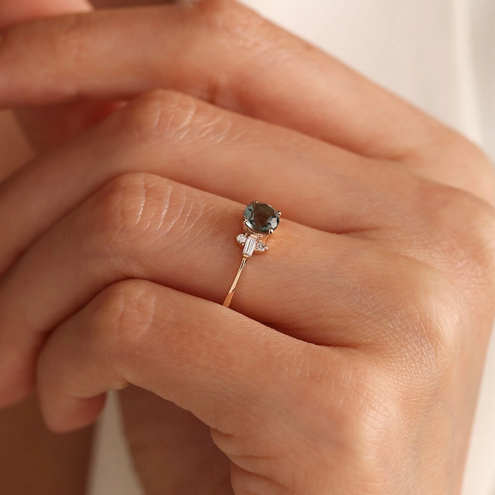 0.62 CT Zümrüt & Pırlanta Yüzük