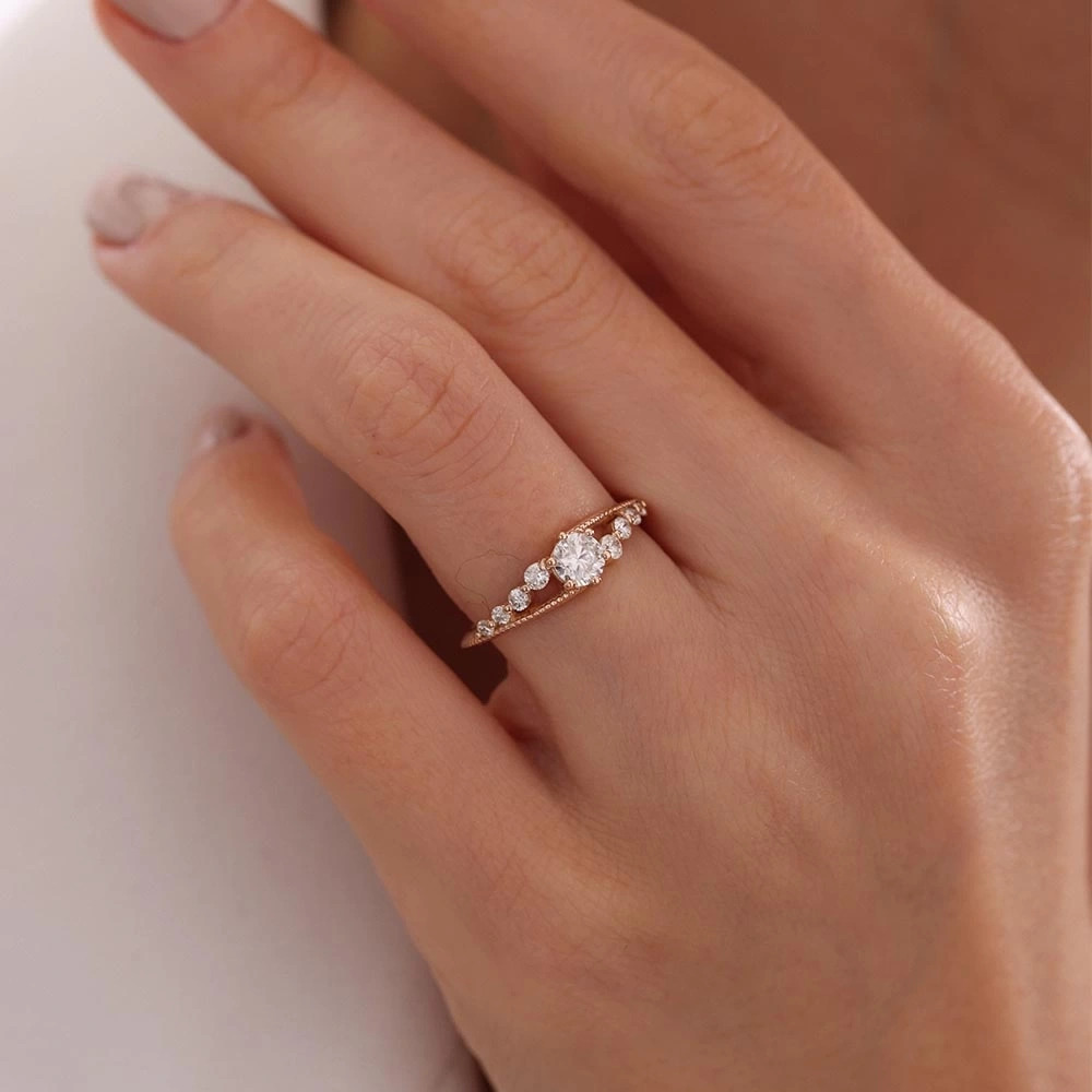 0.65 CT Özel Tasarım Pırlanta Yüzük