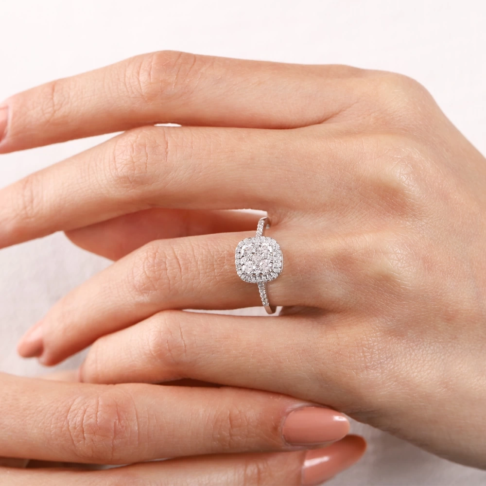 0.65 CT Coronet Pırlanta Yüzük