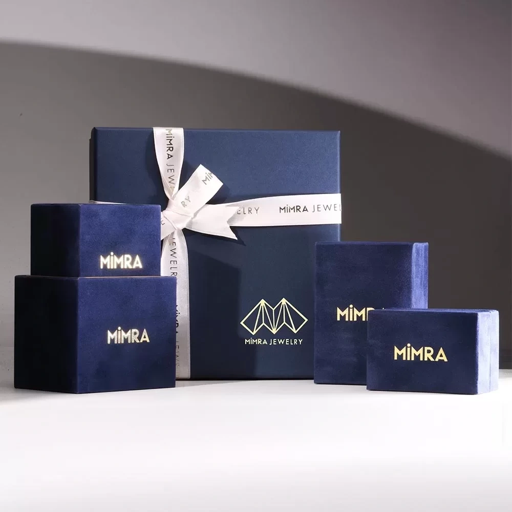 0.67 CT Kare Baget Pırlanta Yüzük