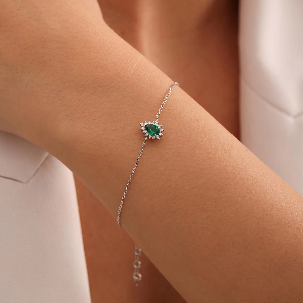 0.62 CT Damla Zümrüt & Pırlanta Bileklik