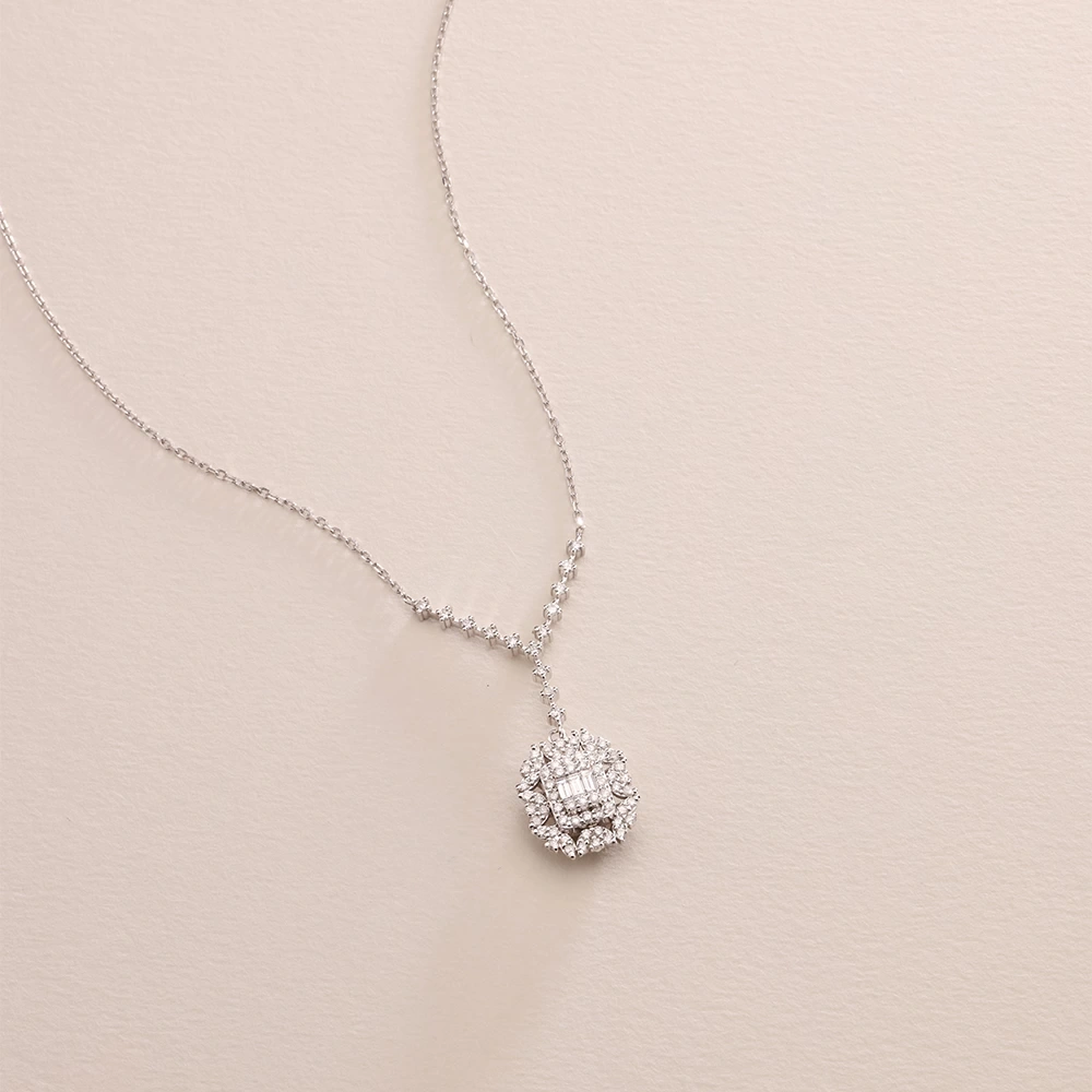 0.80 CT Baget Pırlanta Kolye