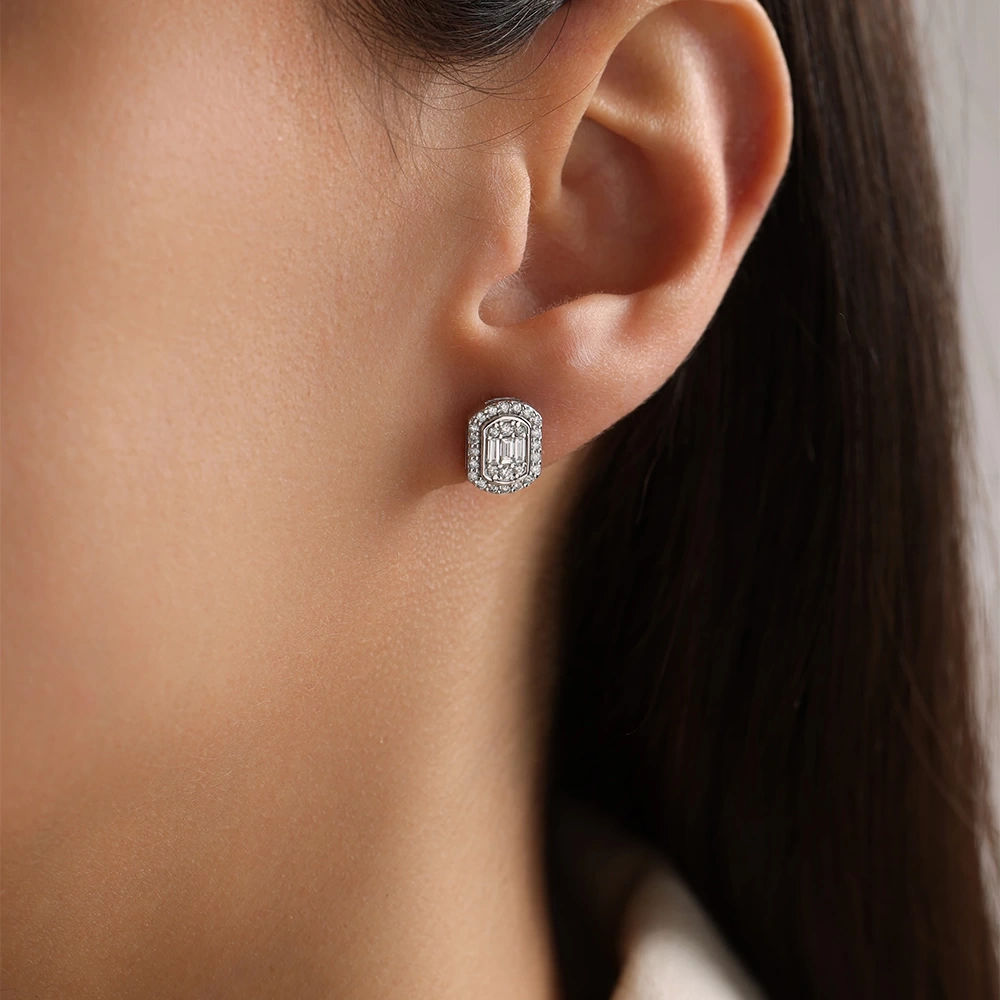 0.80 CT Baget Pırlanta Küpe