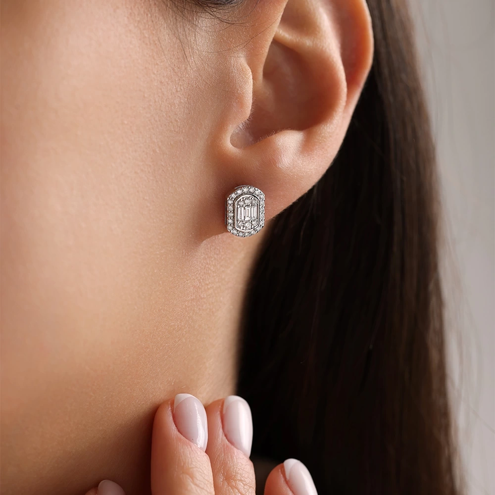0.80 CT Baget Pırlanta Küpe