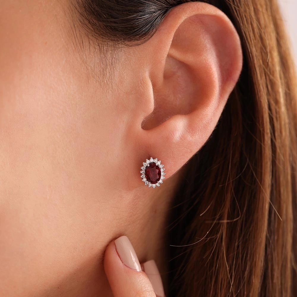 1.60 CT Oval Yakut & Pırlanta Küpe