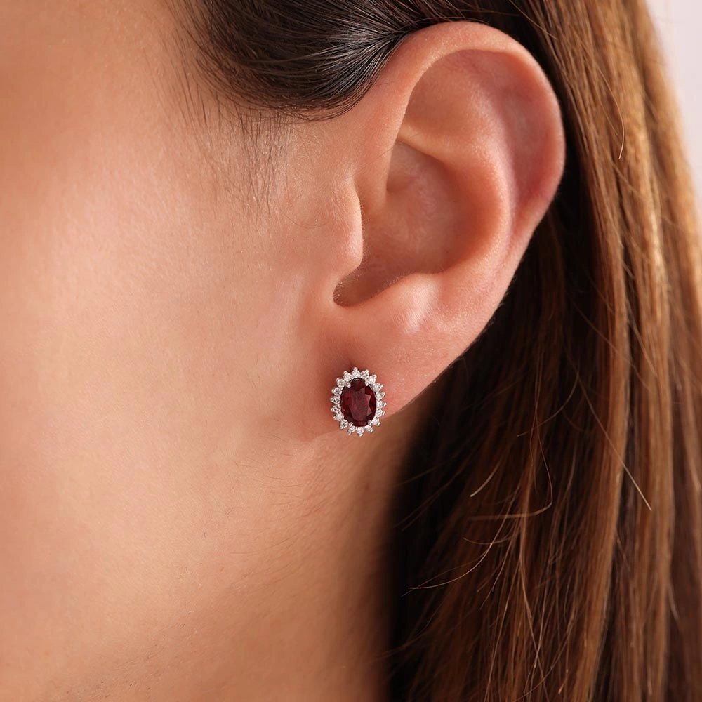 1.60 CT Oval Yakut & Pırlanta Küpe