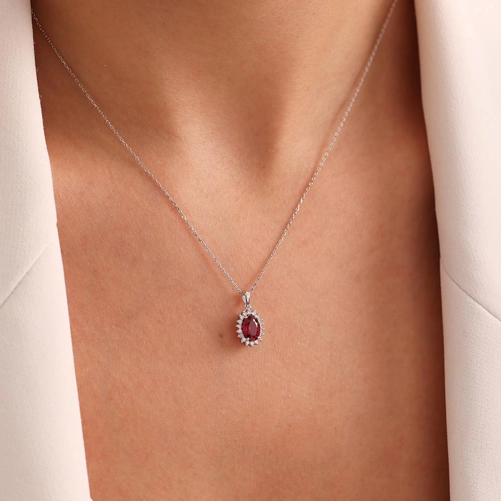 4.00 CT Oval Yakut & Pırlanta Set