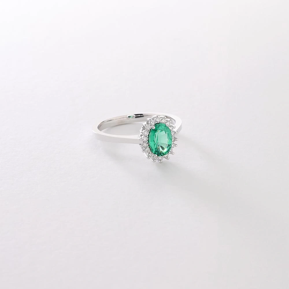 0.80 CT Oval Zümrüt & Pırlanta Yüzük