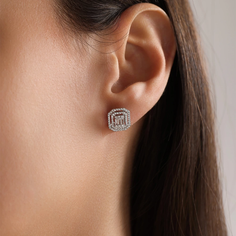 0.85 CT Baget Pırlanta Küpe