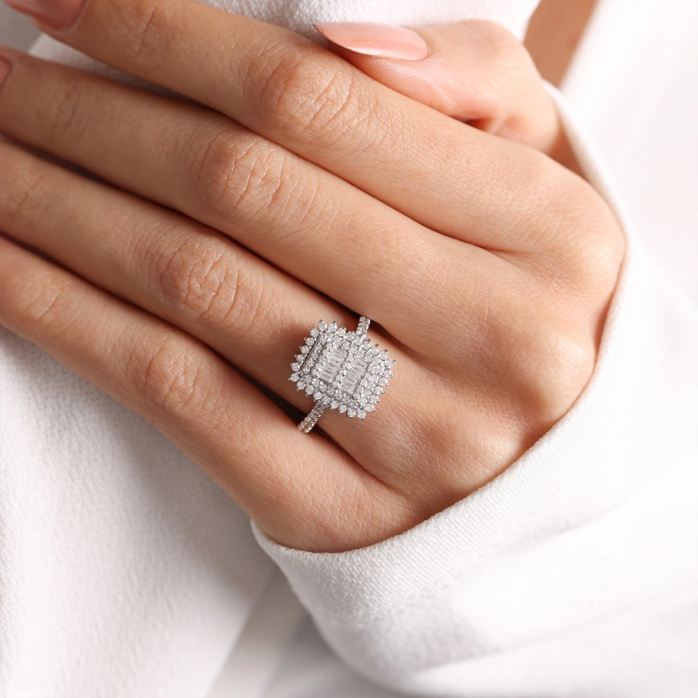 0.85 CT Baget Pırlanta Yüzük