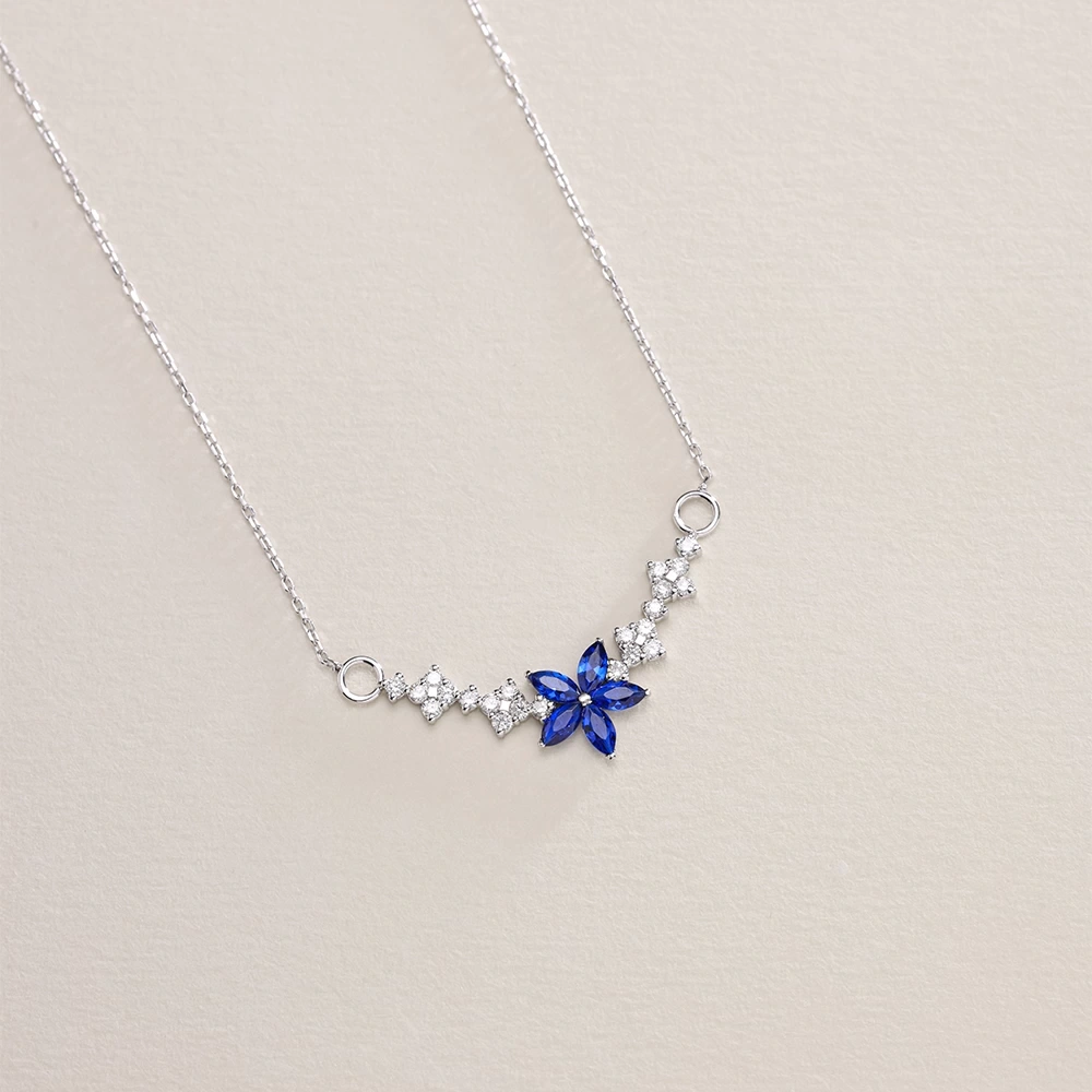 0.90 Ct Safir Çiçek Pırlanta Kolye
