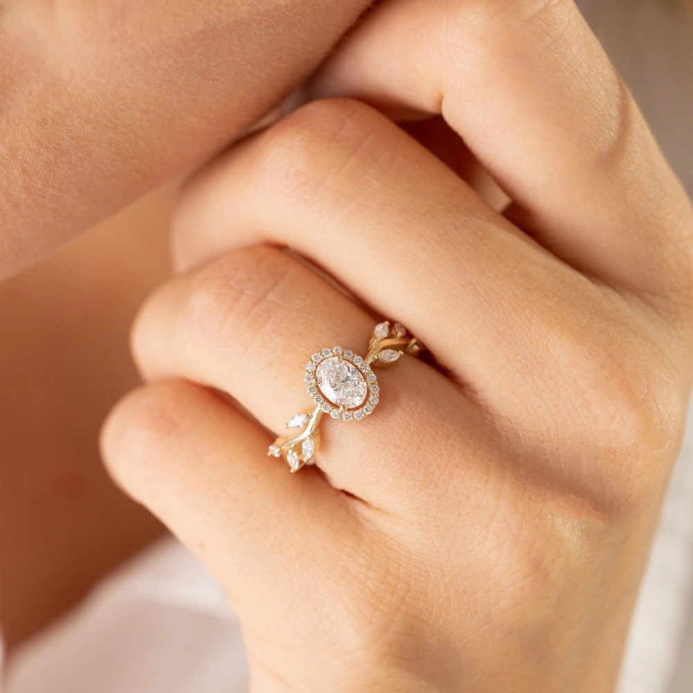 1.00 Ct Oval Tasarım Pırlanta Yüzük