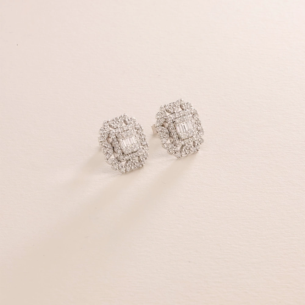 1.10 CT Baget Pırlanta Küpe