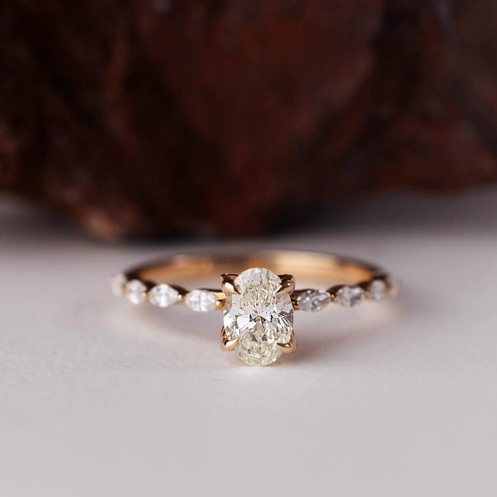 1.10 CT Lumira Oval & Markiz Pırlanta Yüzük